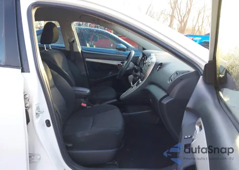 2010 Toyota Matrix из США, поврежденный, VIN 2T1KU4EE2AC497939